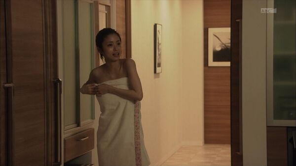 上戸彩エロ画像
