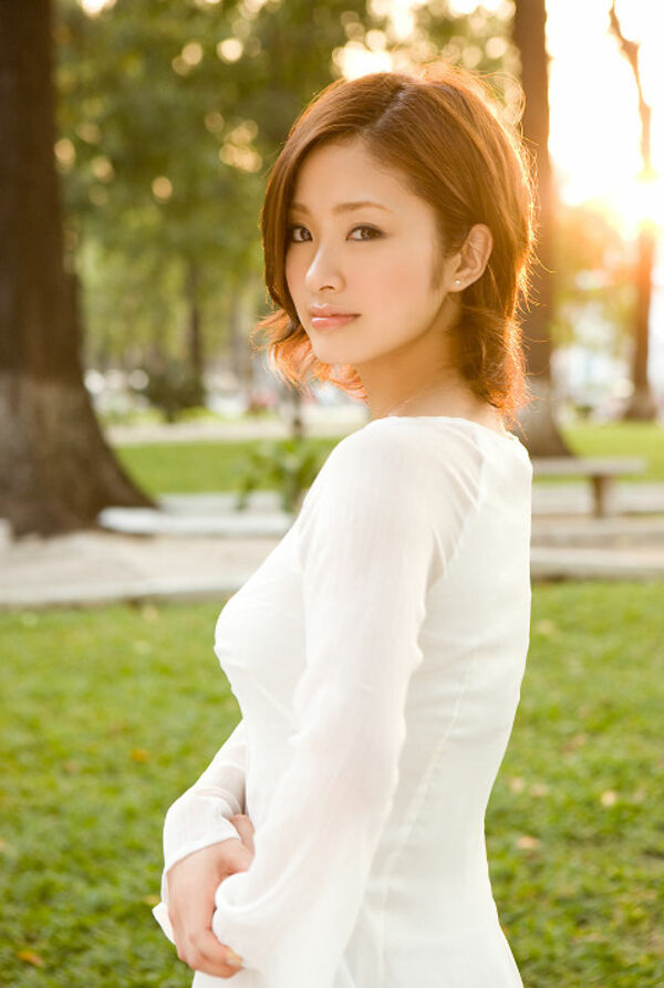 上戸彩エロ画像