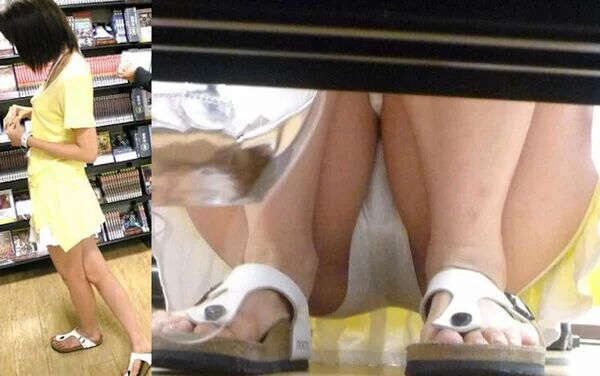しゃがみパンチラエロ画像