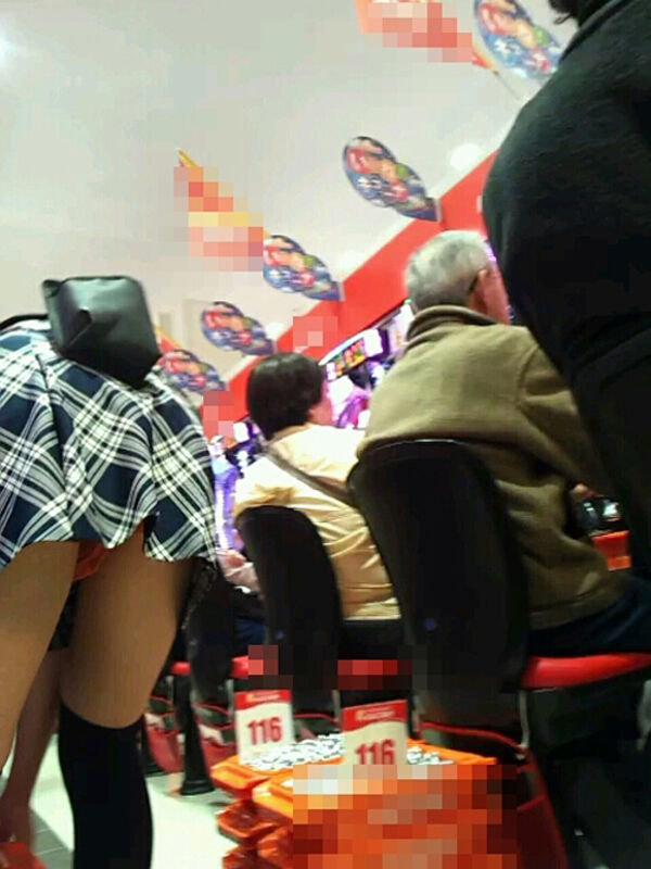 店員盗撮エロ画像