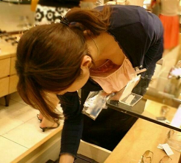 店員盗撮エロ画像