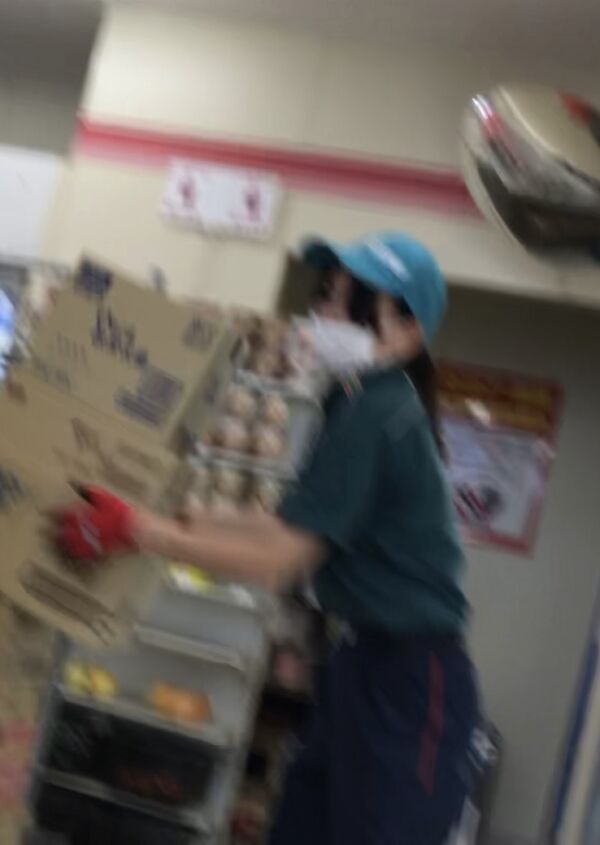 店員盗撮エロ画像