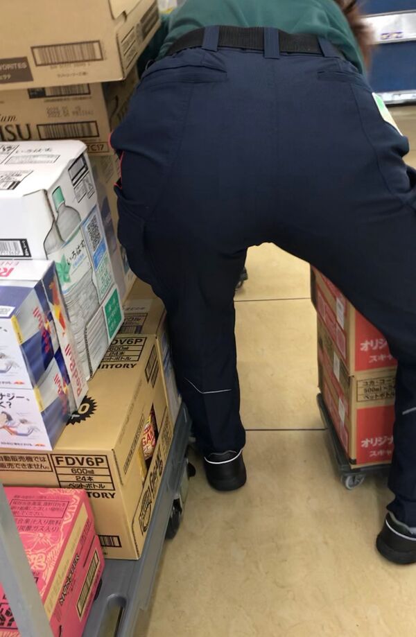 店員盗撮エロ画像