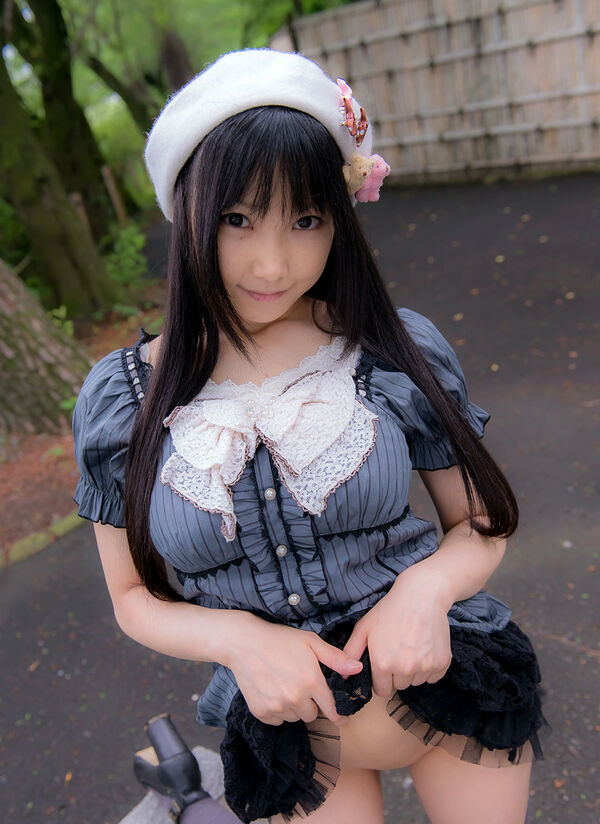 コスプレ露出エロ画像