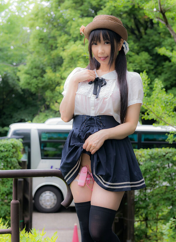 コスプレ露出エロ画像