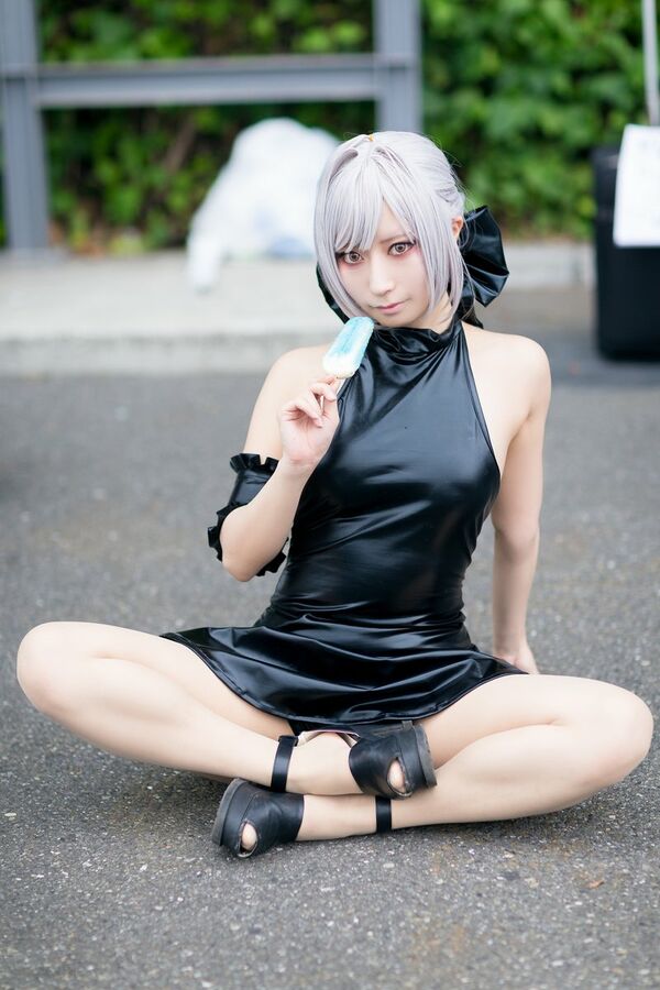 コスプレ露出エロ画像