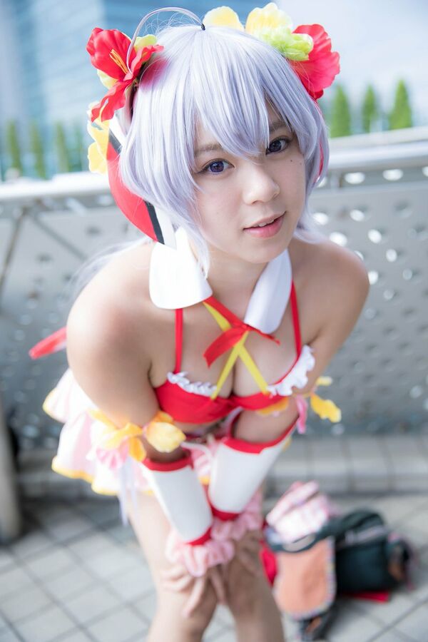 コスプレ露出エロ画像