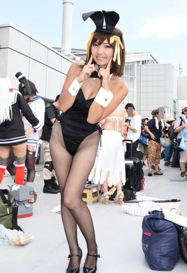 コスプレ露出エロ画像