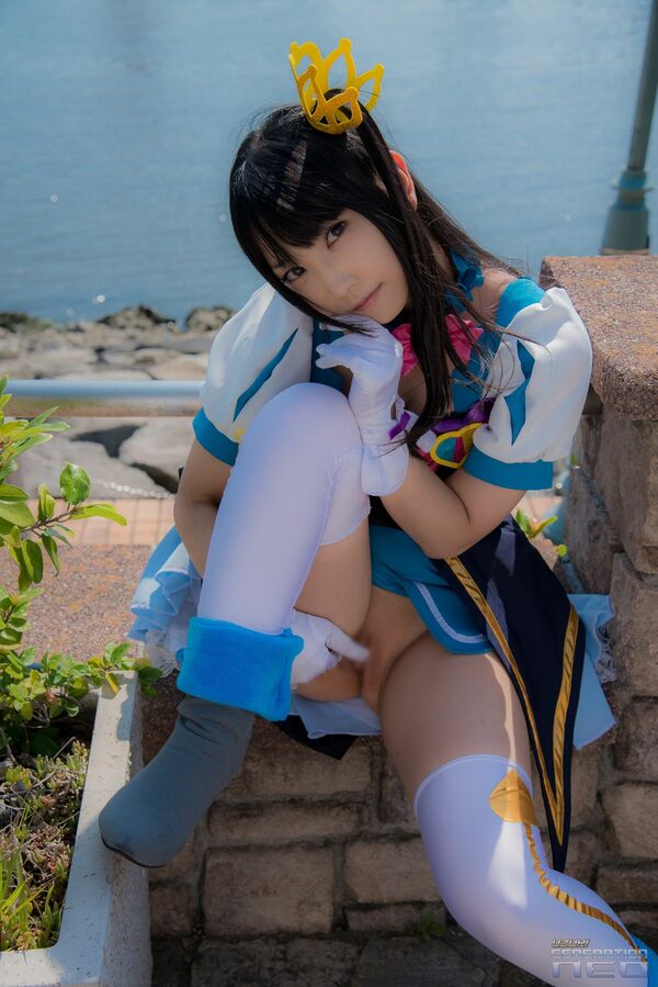 コスプレ露出エロ画像