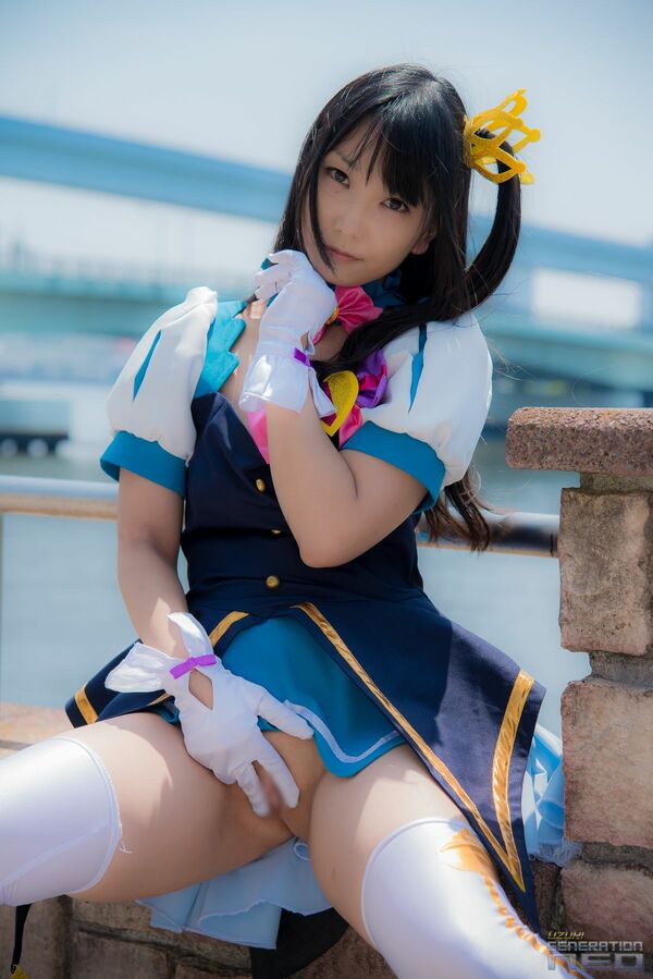 コスプレ露出エロ画像
