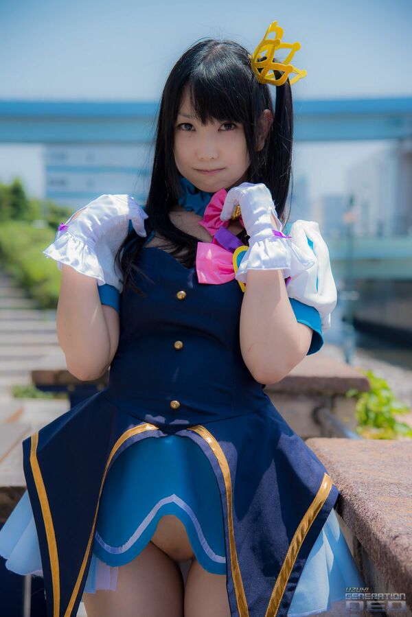 コスプレ露出エロ画像