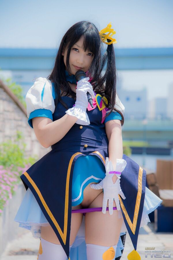 コスプレ露出エロ画像