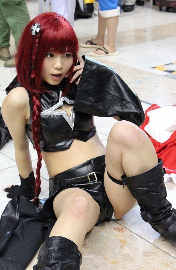 コスプレ露出エロ画像