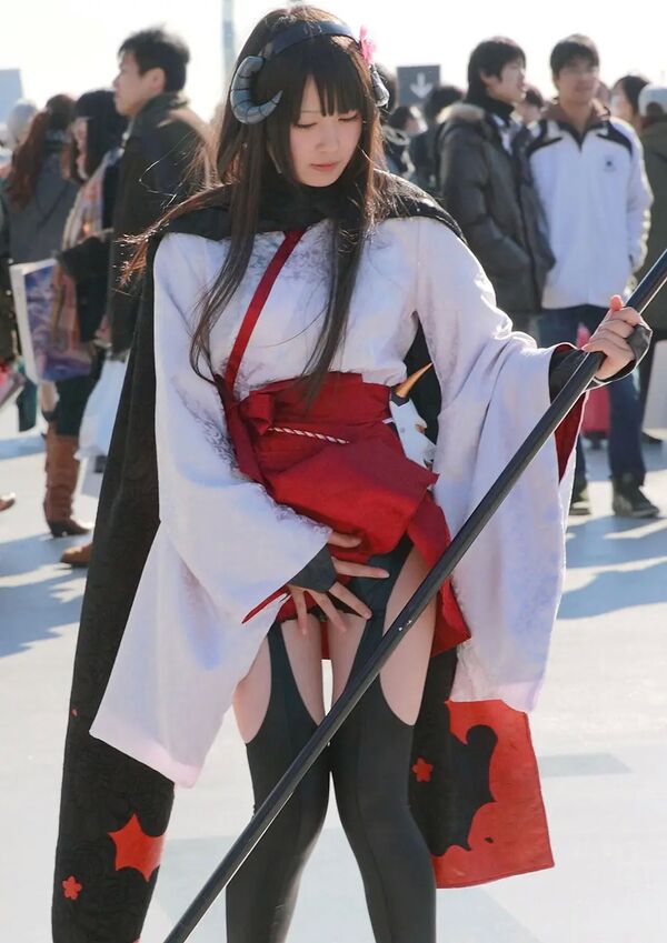 コスプレ露出エロ画像