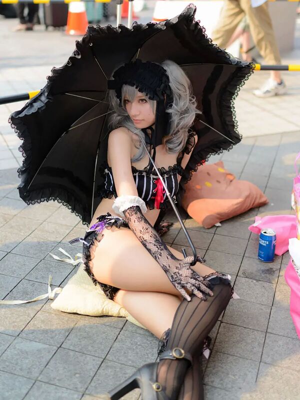 コスプレ露出エロ画像