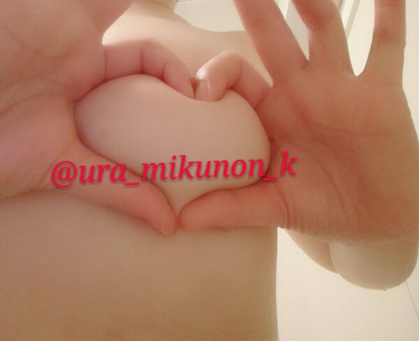 素人おっぱいエロ画像