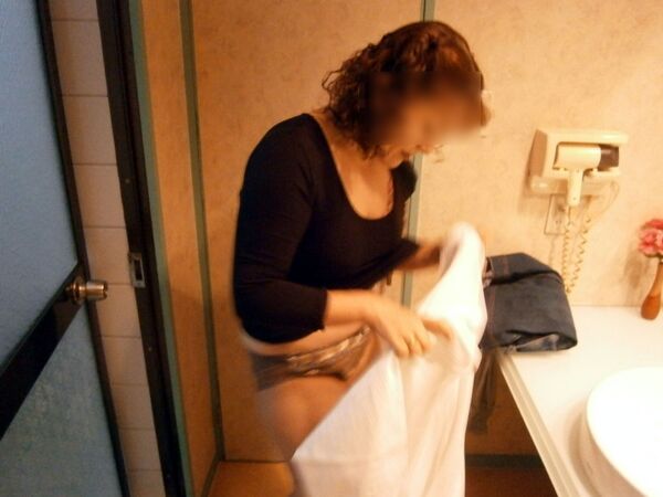 人妻エロ画像