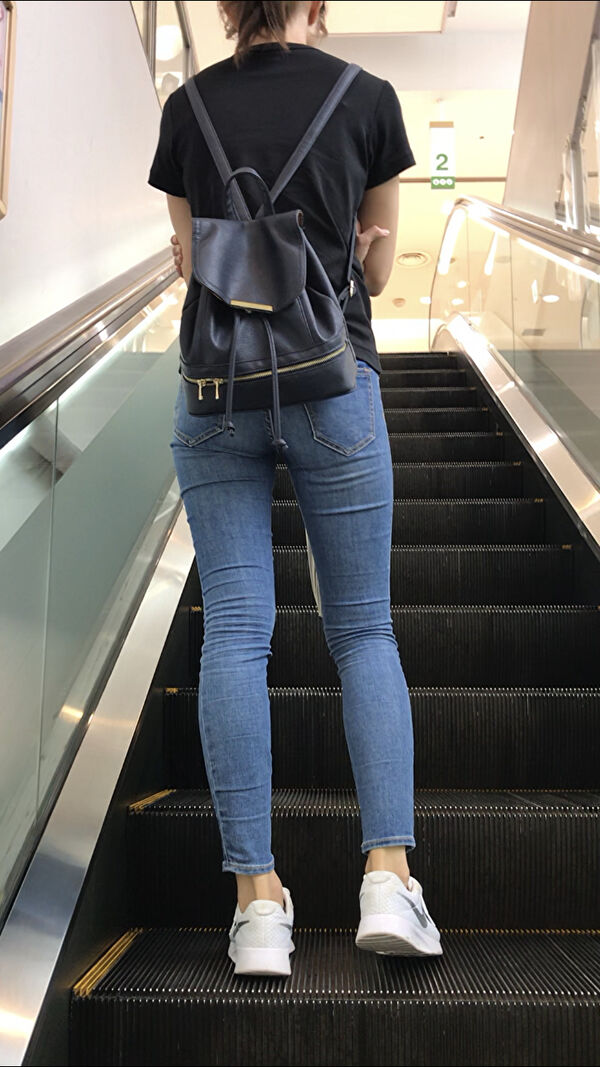 素人微エロ画像