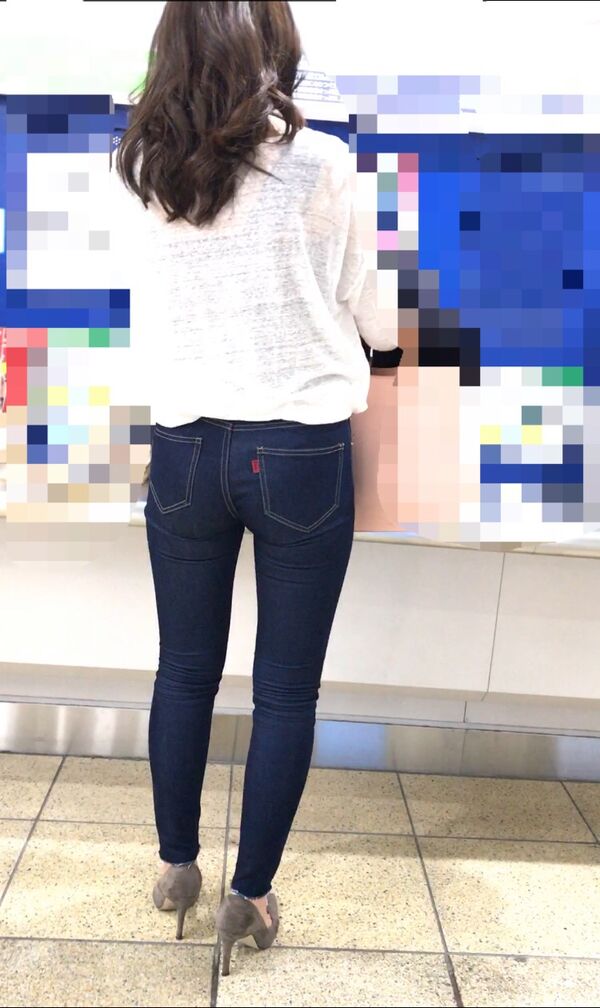 素人微エロ画像