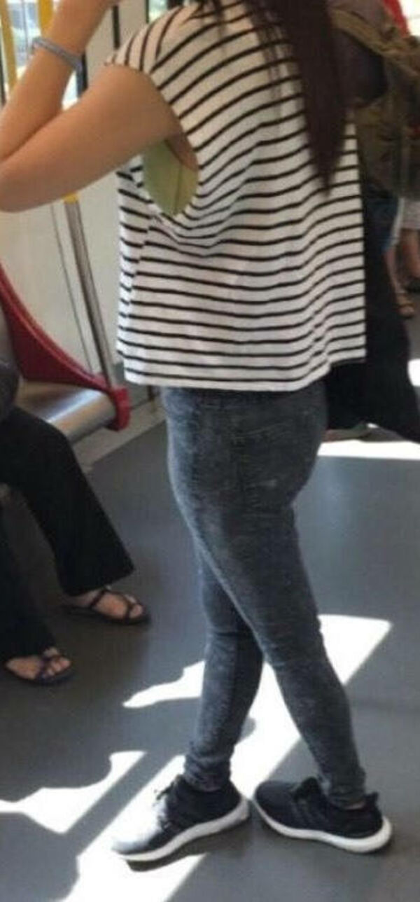 ノースリーブエロ画像
