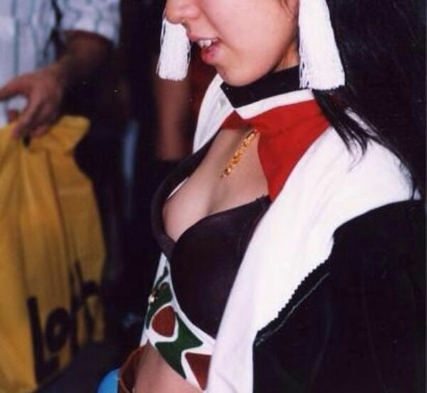 コスプレポロリエロ画像