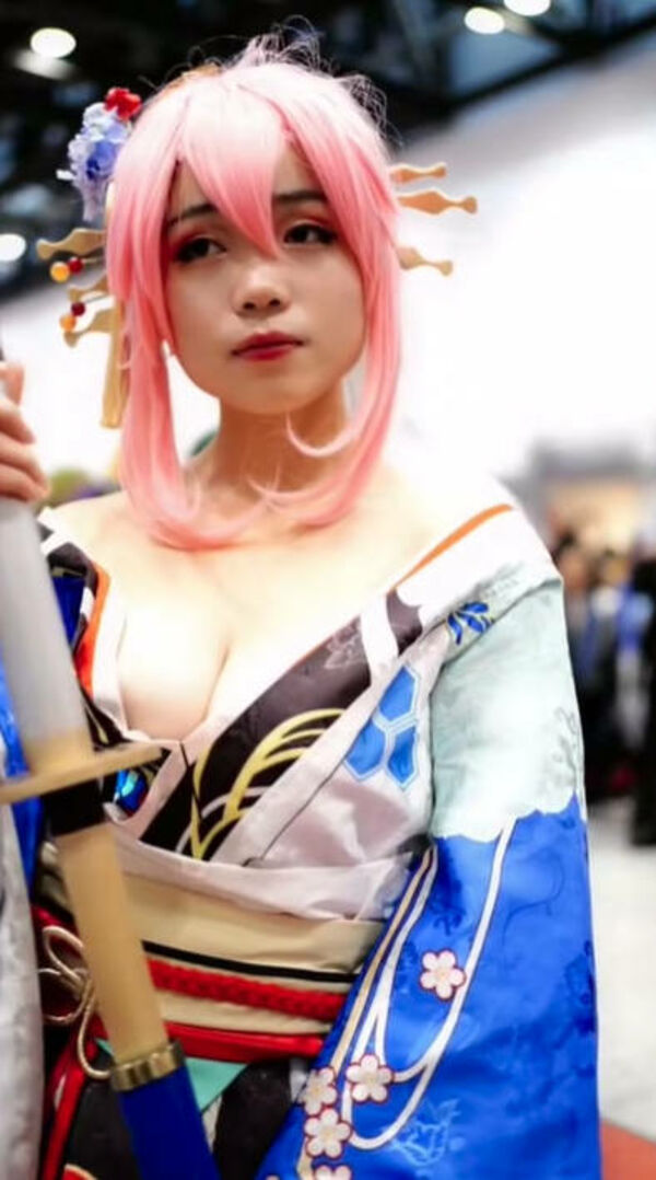 コスプレポロリエロ画像