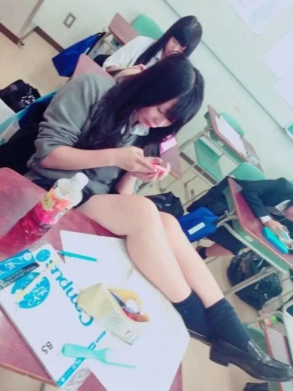 校内盗撮エロ画像