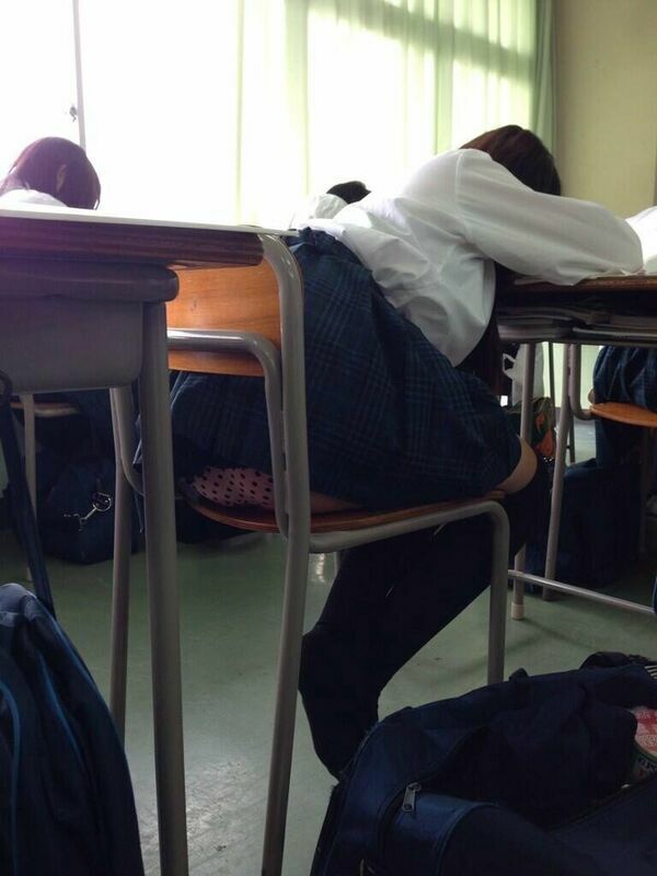 校内盗撮エロ画像
