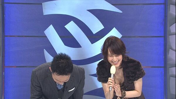 テレビ胸チラエロ画像