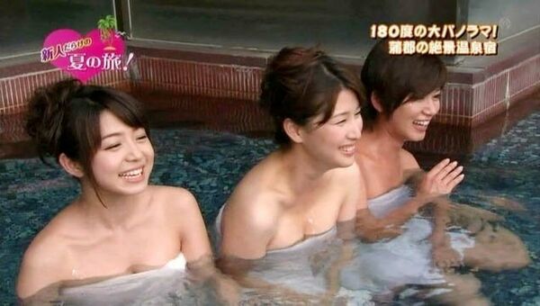 テレビ胸チラエロ画像