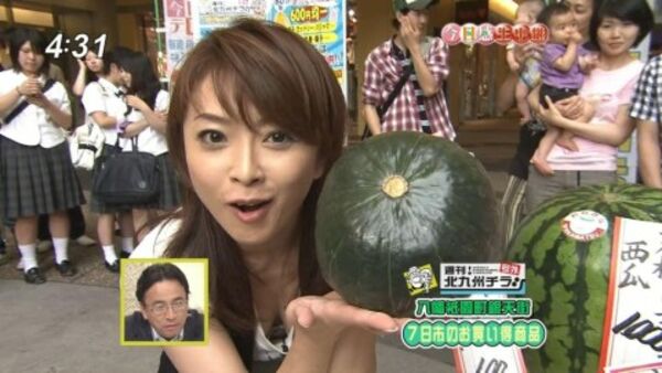 テレビ胸チラエロ画像