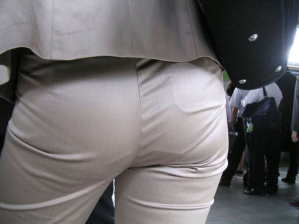 尻盗撮エロ画像