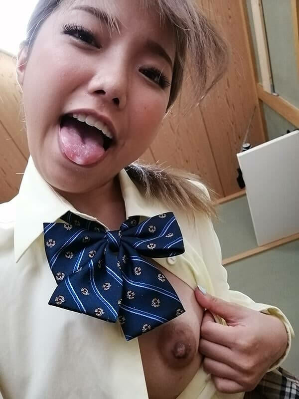 jk おっぱいエロ画像
