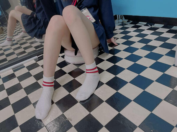 太ももエロ画像