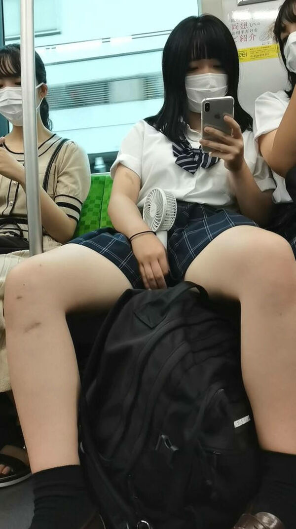 太ももエロ画像