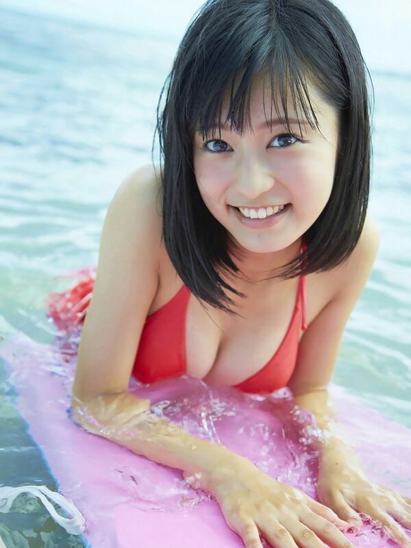 小島瑠璃子エロ画像