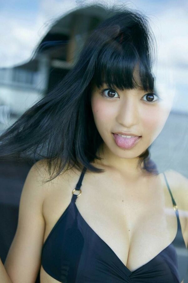 小島瑠璃子エロ画像