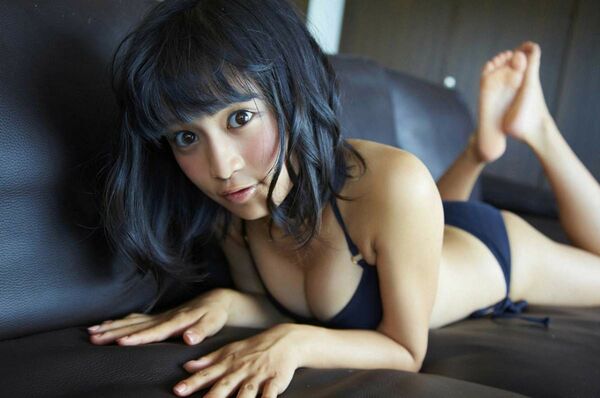 小島瑠璃子エロ画像