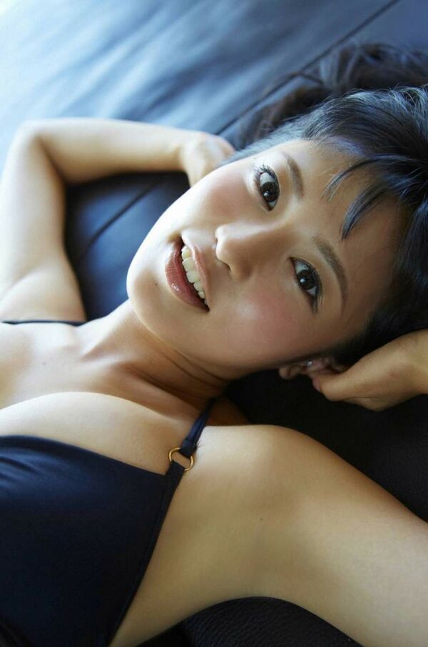 小島瑠璃子エロ画像