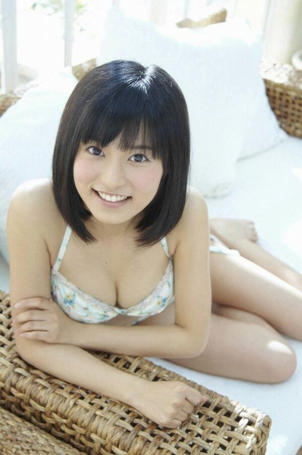 小島瑠璃子エロ画像