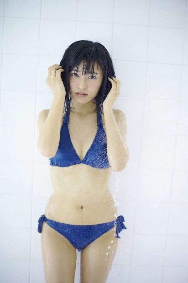 小島瑠璃子エロ画像
