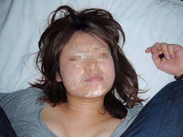 素人顔射エロ画像