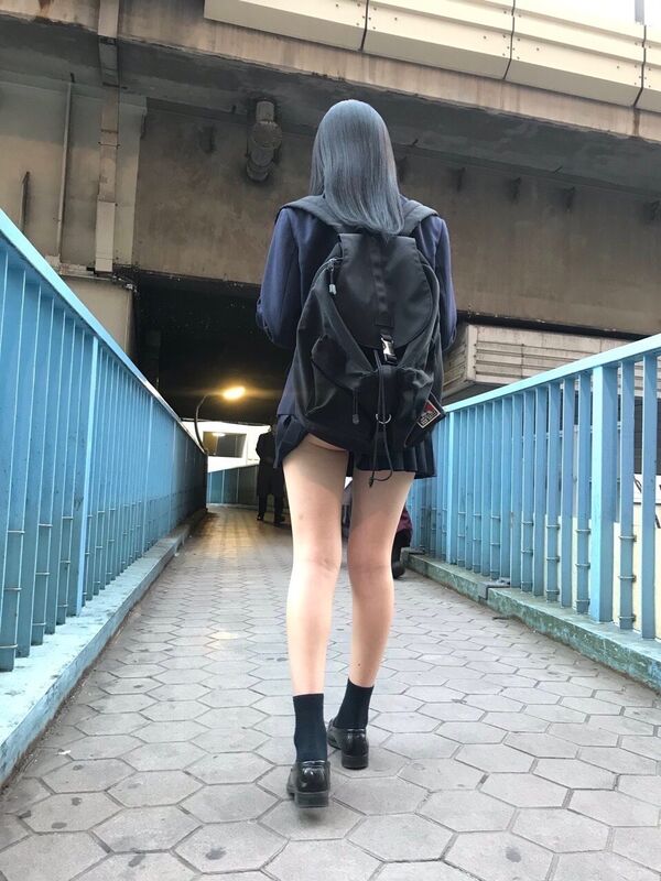 JK太ももエロ画像