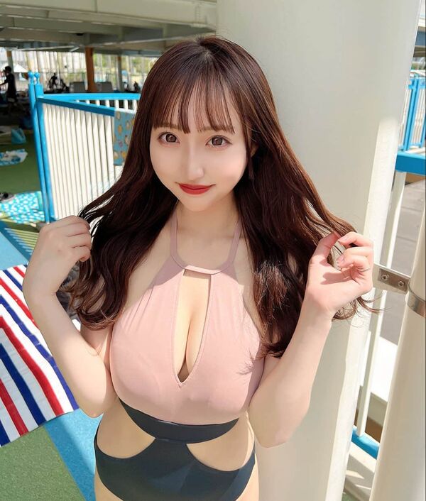 インスタエロ画像