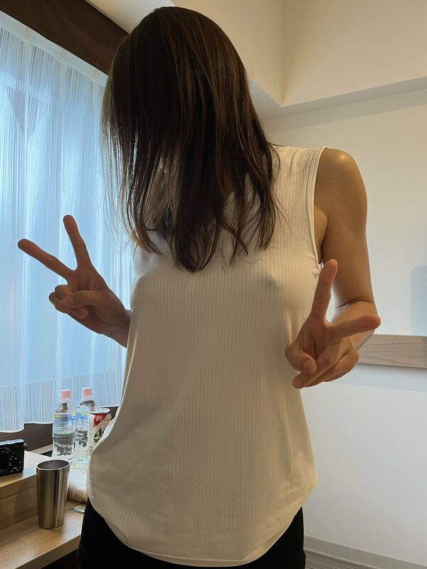ノーブラエロ画像