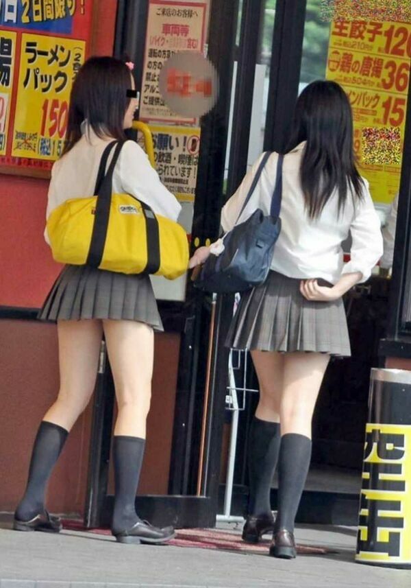JK街撮りエロ画像