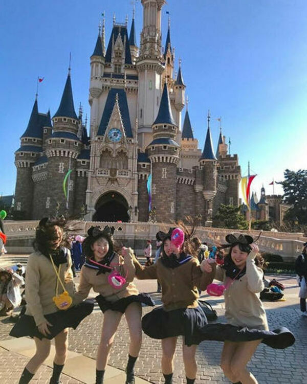 ディズニーランドエロ画像