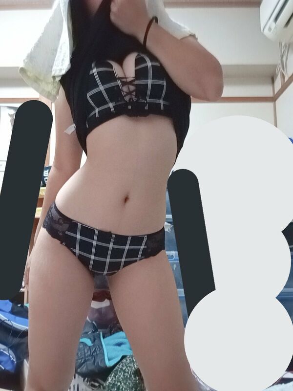 下着自撮りエロ画像