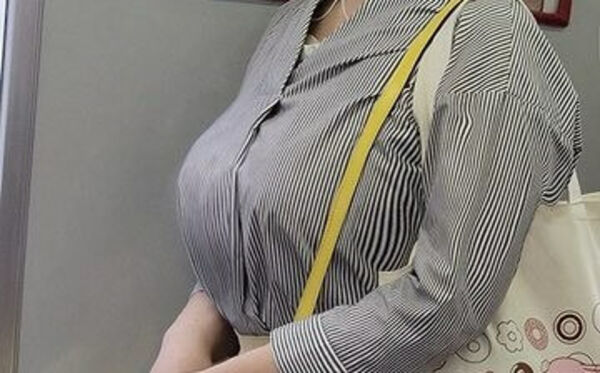 爆乳盗撮エロ画像