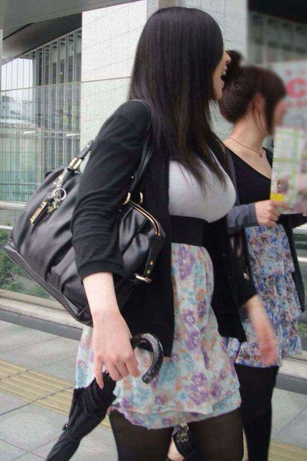 爆乳盗撮エロ画像